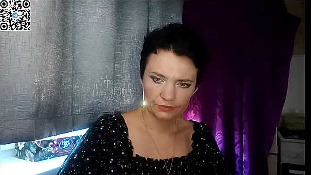 HotMamaQueen234 online show from 06/23/26, 11:52