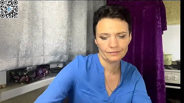 HotMamaQueen234 online show from 06/28/26, 12:27