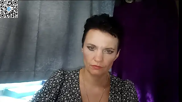 HotMamaQueen234 online show from 07/14/26, 11:38