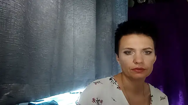 HotMamaQueen234 online show from 07/25/26, 11:19