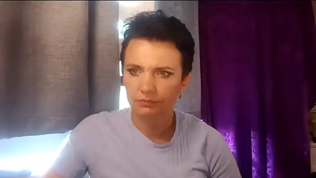 HotMamaQueen234 online show from 08/07/26, 10:28