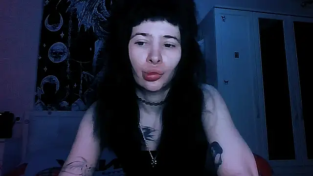 AllisonDeetz online show from 04/14/26, 05:41