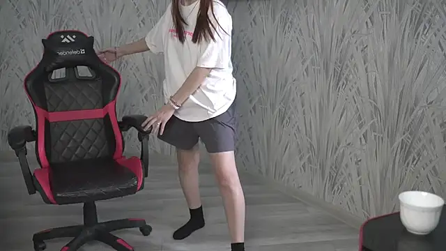 Snapshot of PiaDeninno chatting on 03/17/26, 05:00 PiaDeninno online show from 03/17/26, 05:00