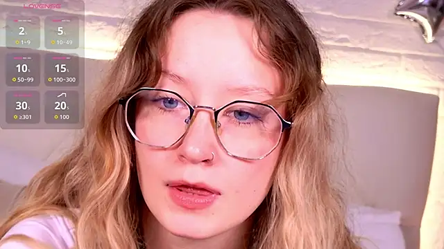 AmelieViolet online show from 06/03/26, 12:52