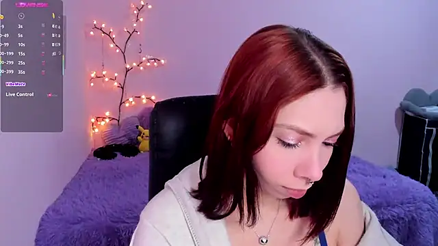 Snapshot of laurita_Olssen27 chatting on 07/11/26, 01:25 laurita Olssen27 online show from 07/11/26, 01:25