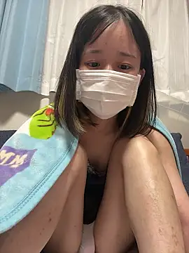 Mika-chan online show from 04/15/26, 02:35