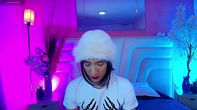 Izzy foxxy online show from 03/19/26, 01:15