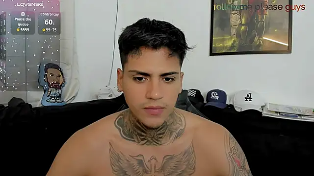 sweetlatinoboy online show from 04/17/26, 11:08