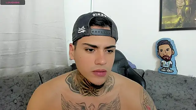 sweetlatinoboy online show from 06/26/26, 11:42