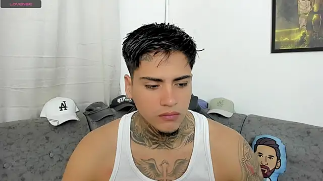 sweetlatinoboy online show from 07/07/26, 09:46