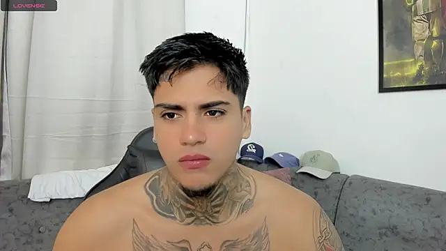 sweetlatinoboy online show from 07/08/26, 09:36