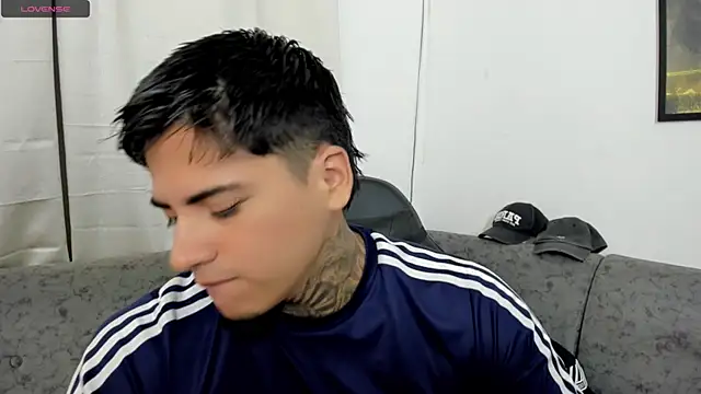 sweetlatinoboy online show from 07/25/26, 09:40