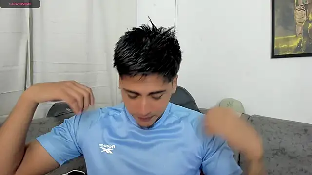 sweetlatinoboy online show from 08/02/26, 09:41