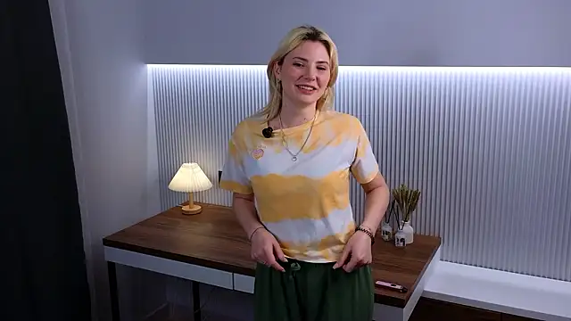 BeeKoci online show from 03/23/26, 05:17