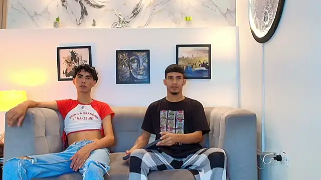 NAUGHTY BOYS1 online show from 05/12/26, 07:22