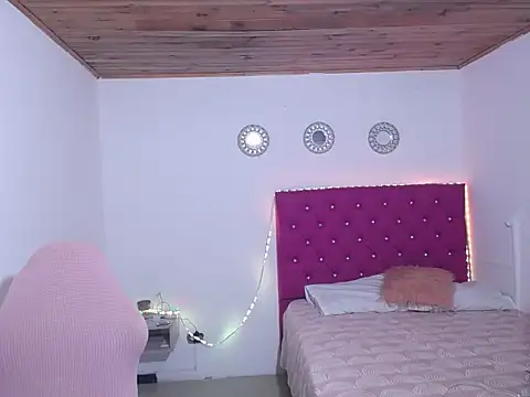 Pinkg Fox10 online show from 03/17/26, 11:46