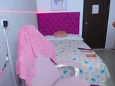 Pinkg Fox10 online show from 04/11/26, 11:14