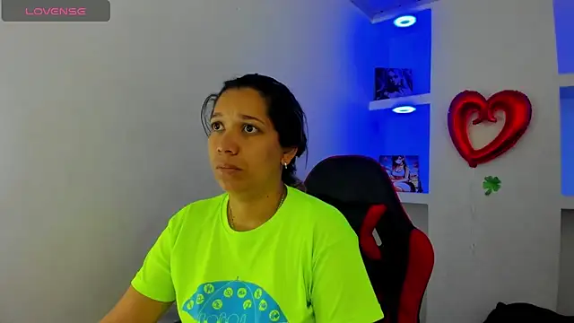 Snapshot of Melisa_14 chatting on 05/07/26, 12:32 Melisa 14 online show from 05/07/26, 12:32