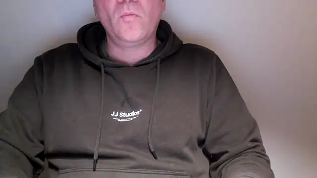 Snapshot of latexslaveboy chatting on 03/16/26, 06:56 latexslaveboy online show from 03/16/26, 06:56