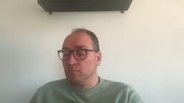 Snapshot of latexslaveboy chatting on 03/21/26, 01:48 latexslaveboy online show from 03/21/26, 01:48