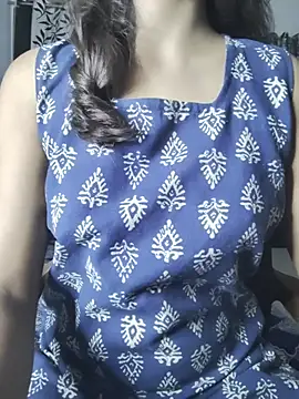Snapshot of myra77 chatting on 07/02/26, 01:39 myra77 online show from 07/02/26, 01:39
