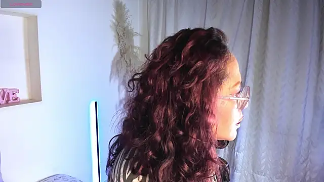 Mariia Paulaa online show from 05/23/26, 04:29