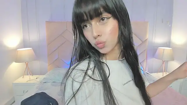 Snapshot of Eimy_Blaze chatting on 07/14/26, 07:19 Eimy Blaze online show from 07/14/26, 07:19