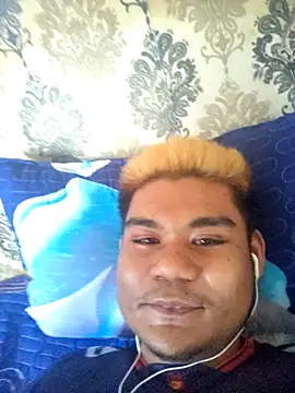 Snapshot of Arielreignova chatting on 03/17/26, 07:33 Arielreignova online show from 03/17/26, 07:33