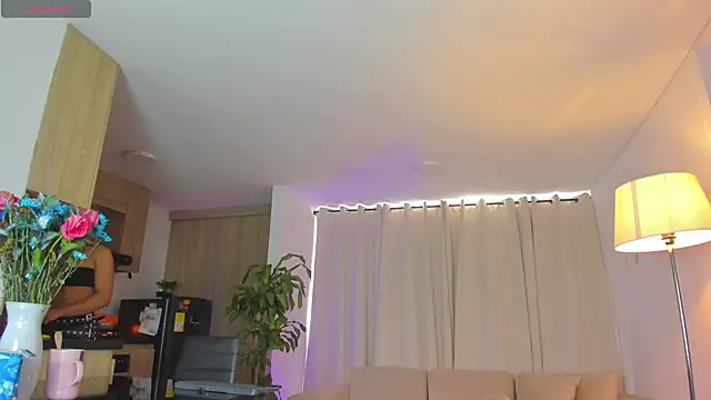 Aleja evangeline online show from 06/10/26, 07:24