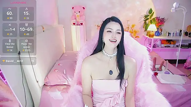 Evelyn-007 online show from 07/23/26, 04:05