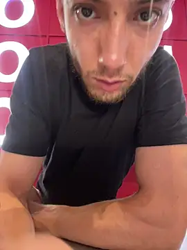 Snapshot of alextn22 chatting on 06/22/26, 02:58 alextn22 online show from 06/22/26, 02:58