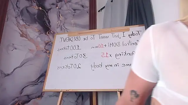 Astrid Porno online show from 04/30/26, 08:26