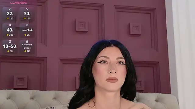 Snapshot of EllieJules chatting on 05/30/26, 03:58 EllieJules online show from 05/30/26, 03:58