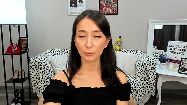 DanaRoges online show from 05/13/26, 06:38