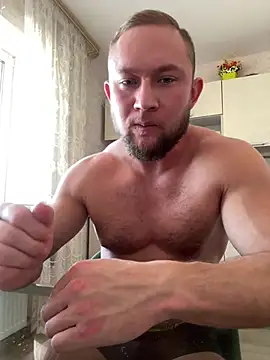 RUS208 online show from 03/22/26, 12:30