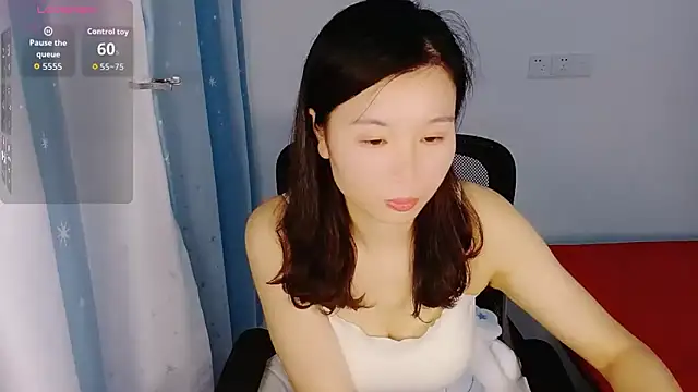 Snapshot of Lianzi-2026 chatting on 04/30/26, 12:00 Lianzi-2026 online show from 04/30/26, 12:00