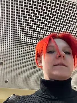 NinaParri online show from 05/12/26, 03:25