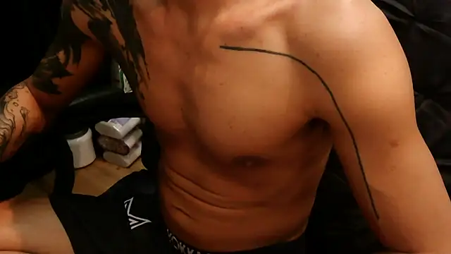 ahpak17 online show from 03/19/26, 02:32