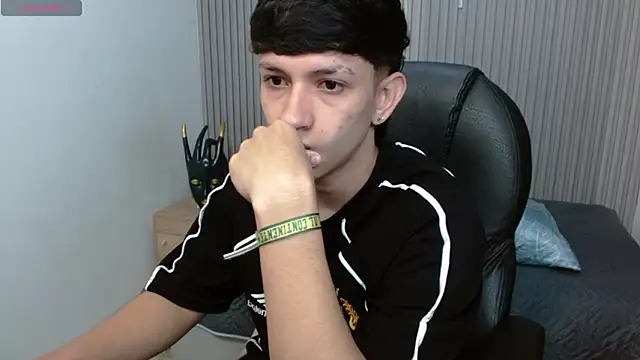 AdrianFranko online show from 03/18/26, 02:09