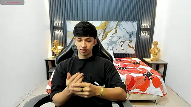 AdrianFranko online show from 05/12/26, 01:30