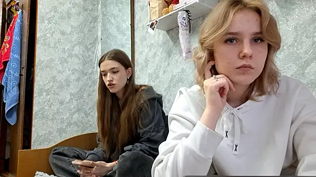 ColleneMckeehan online show from 03/18/26, 04:21