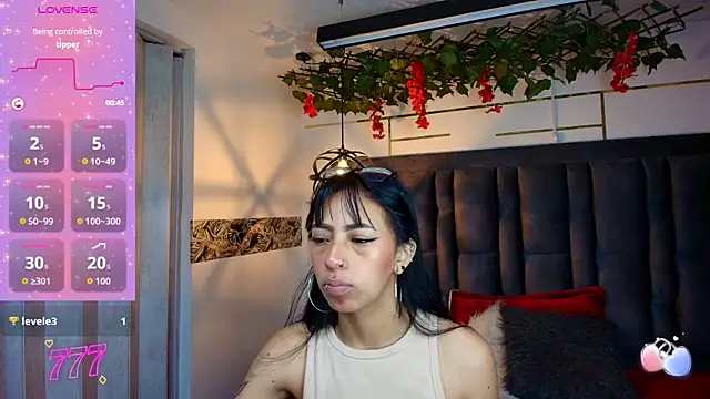 BONIE WILLS online show from 04/11/26, 12:09