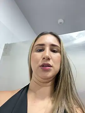 VictoriaWhitmore online show from 04/06/26, 02:29