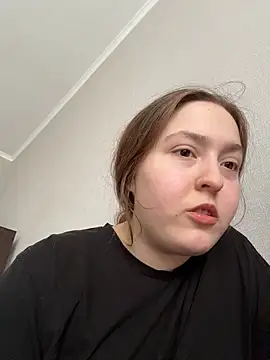 charmingggirl online show from 04/10/26, 11:04