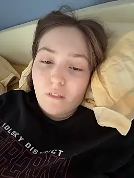 charmingggirl online show from 04/21/26, 11:05