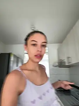 Lauren Storm online show from 04/23/26, 01:24