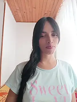 DolceLucie online show from 03/24/26, 05:40