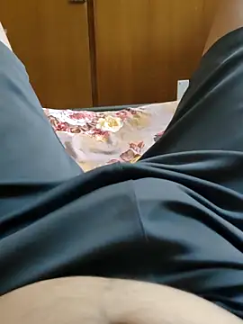 JostledCardamom online show from 04/04/26, 04:15