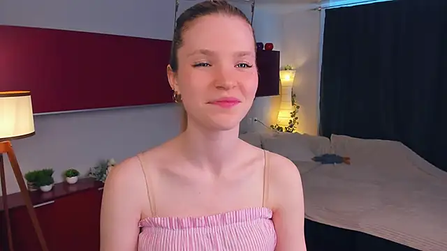 Snapshot of DelmaLasky chatting on 05/15/26, 12:23 DelmaLasky online show from 05/15/26, 12:23