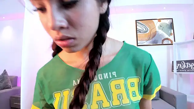 Snapshot of mily_Lopez chatting on 07/08/26, 08:24 mily Lopez online show from 07/08/26, 08:24